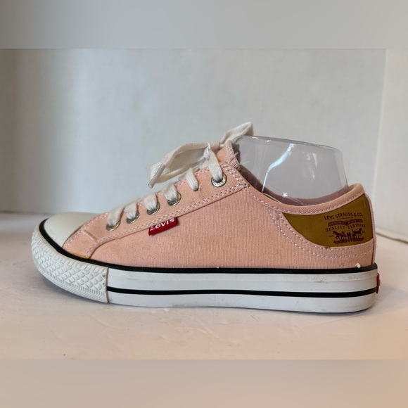 Levi’s Stan Buck Chuck Taylor style peach canvas sneakers size 6.5 - Picture 4 of 10